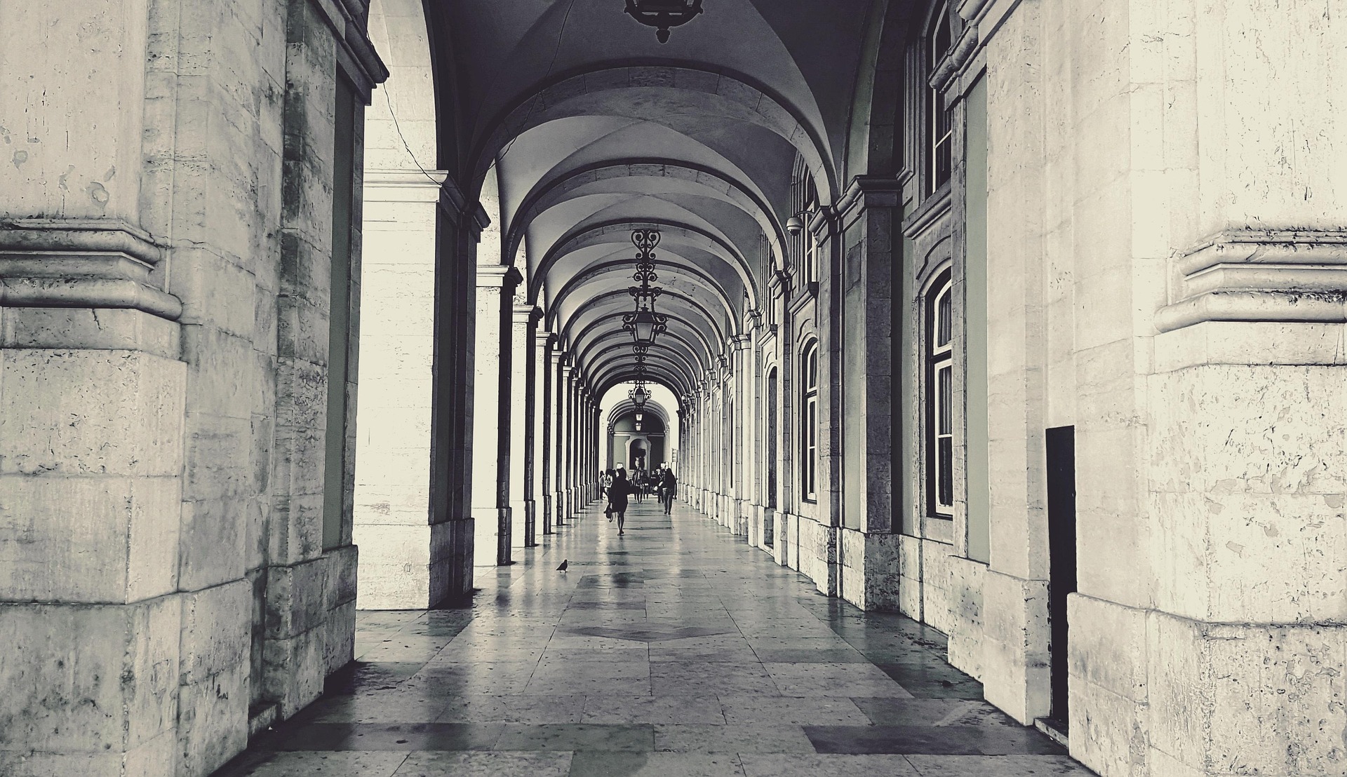 Is Lisbon Safe for Tourists? (Complete Safety Guide)