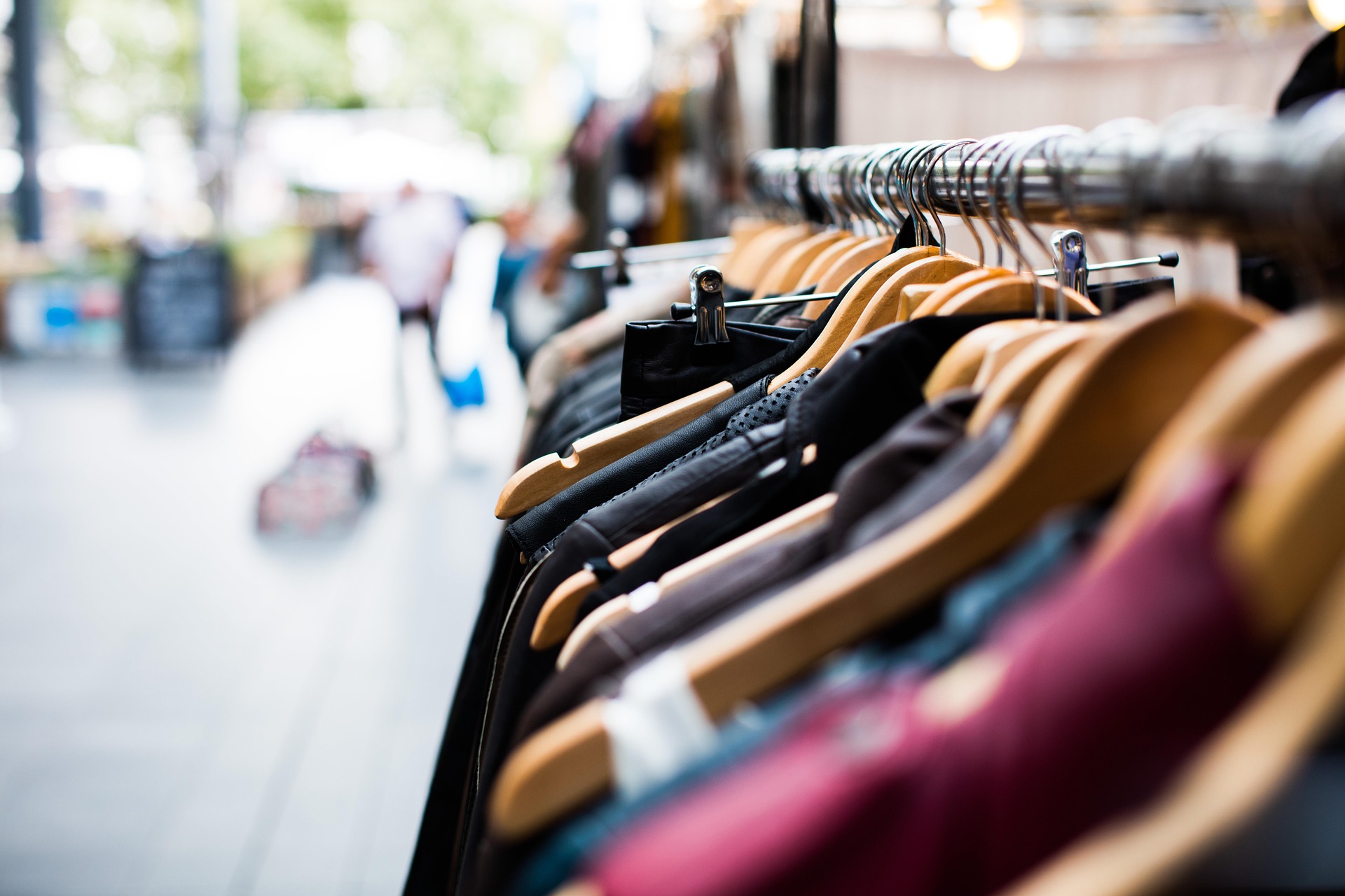 The Ultimate Guide to the Best Vintage Clothes Shops in Lisbon
