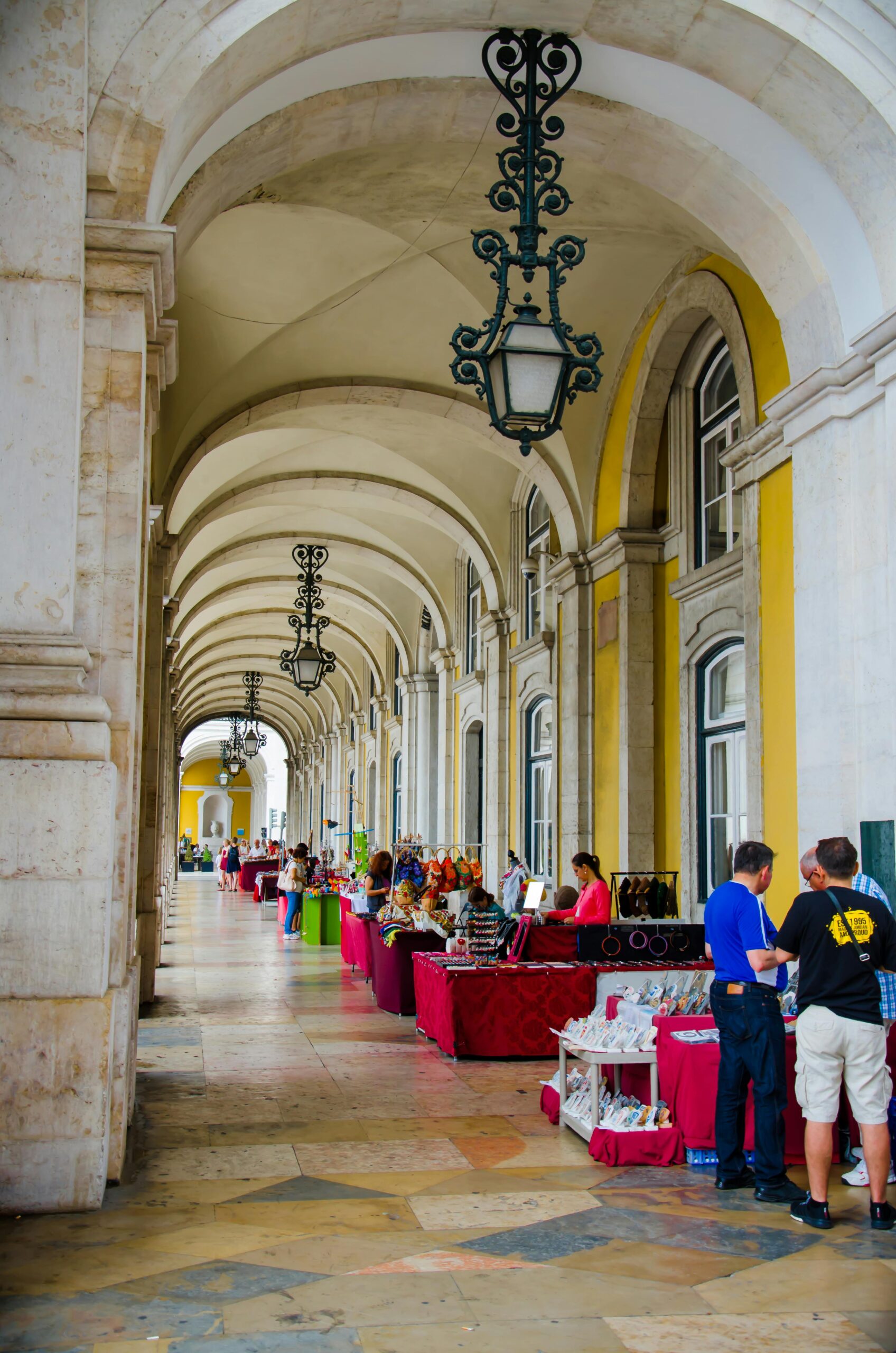 Thrifting in Lisbon: Everything You Need to Know (Best Stores, Markets & Tips)