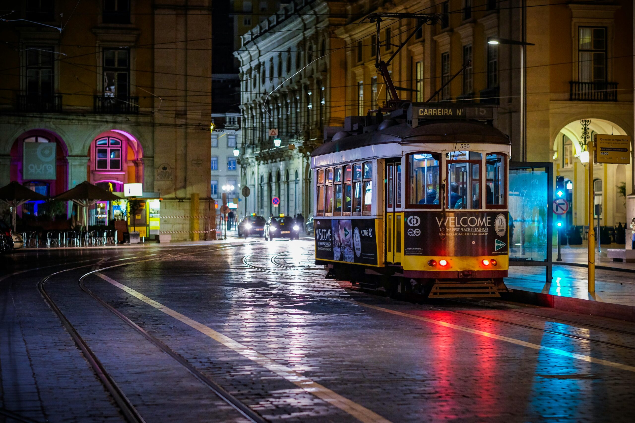 Lisbon Nightlife: The Ultimate Guide to Bars, Clubs & Late-Night Experiences