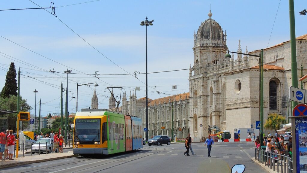 A Perfect Day in Lisbon: The 10 Best Things to Do in 24 Hours