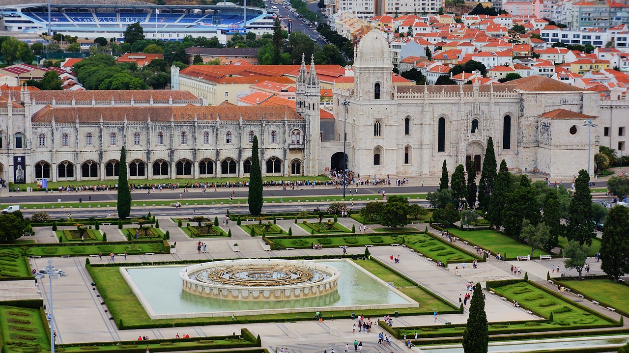 Top 12 Must-See Attractions in Lisbon (2026 Guide)
