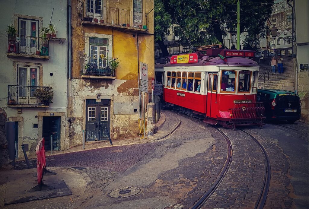 Exploring Alfama: Lisbon’s Historic Heart