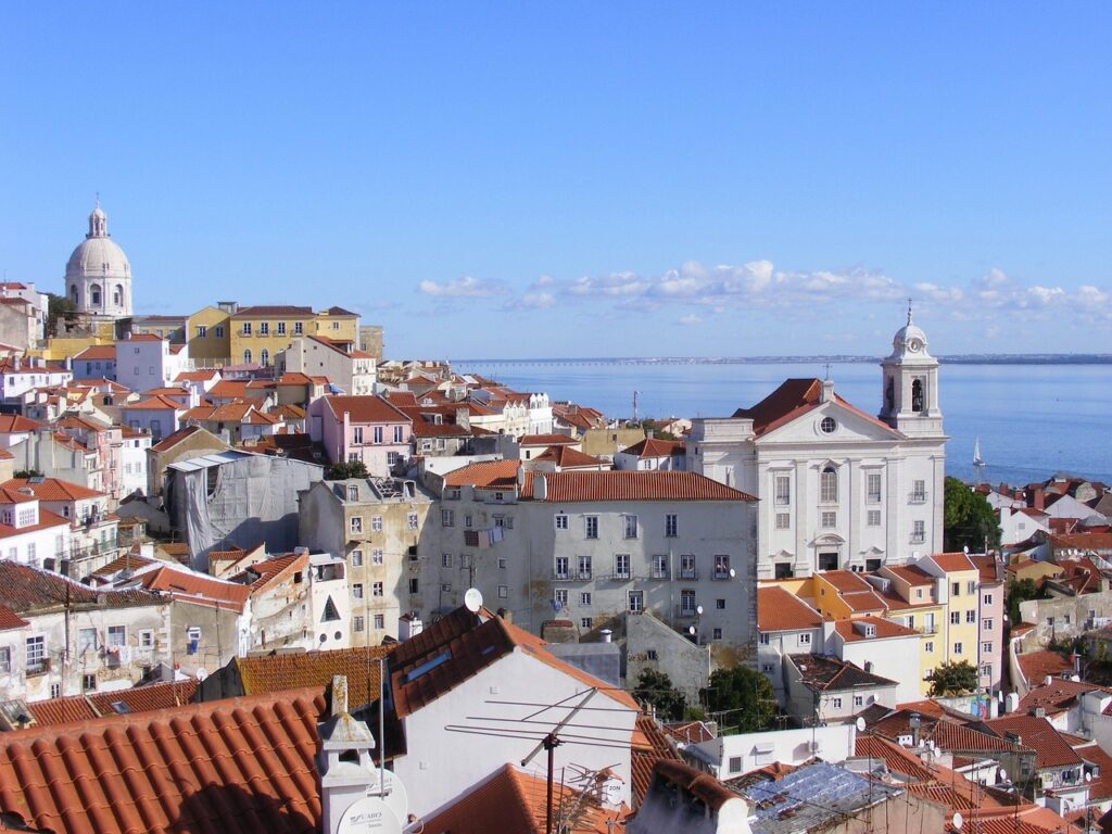 Discovering Lisbon’s Seven Hills: A Detailed Guide