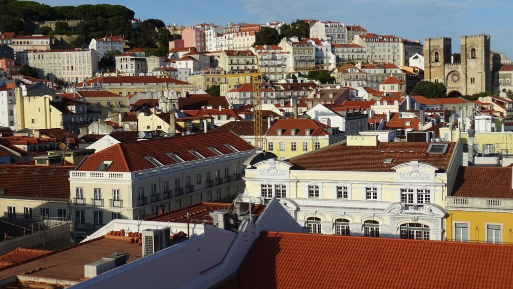 7 Hidden Lisbon Neighborhoods: Portuguese Life Away from Tourists