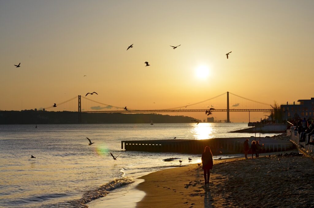 Top 10 Romantic Getaways in Lisbon You Must Experience