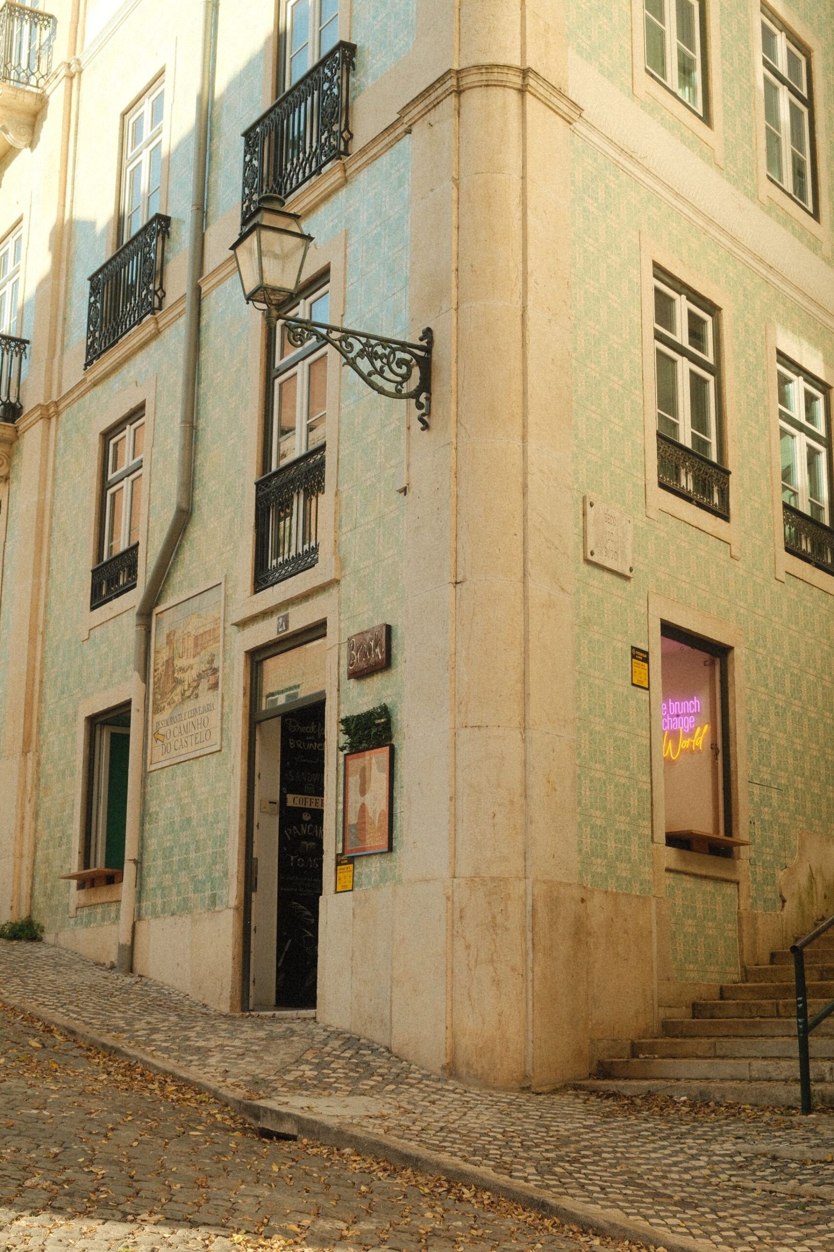 The Ultimate Guide to the Best Brunch Spots in Lisbon
