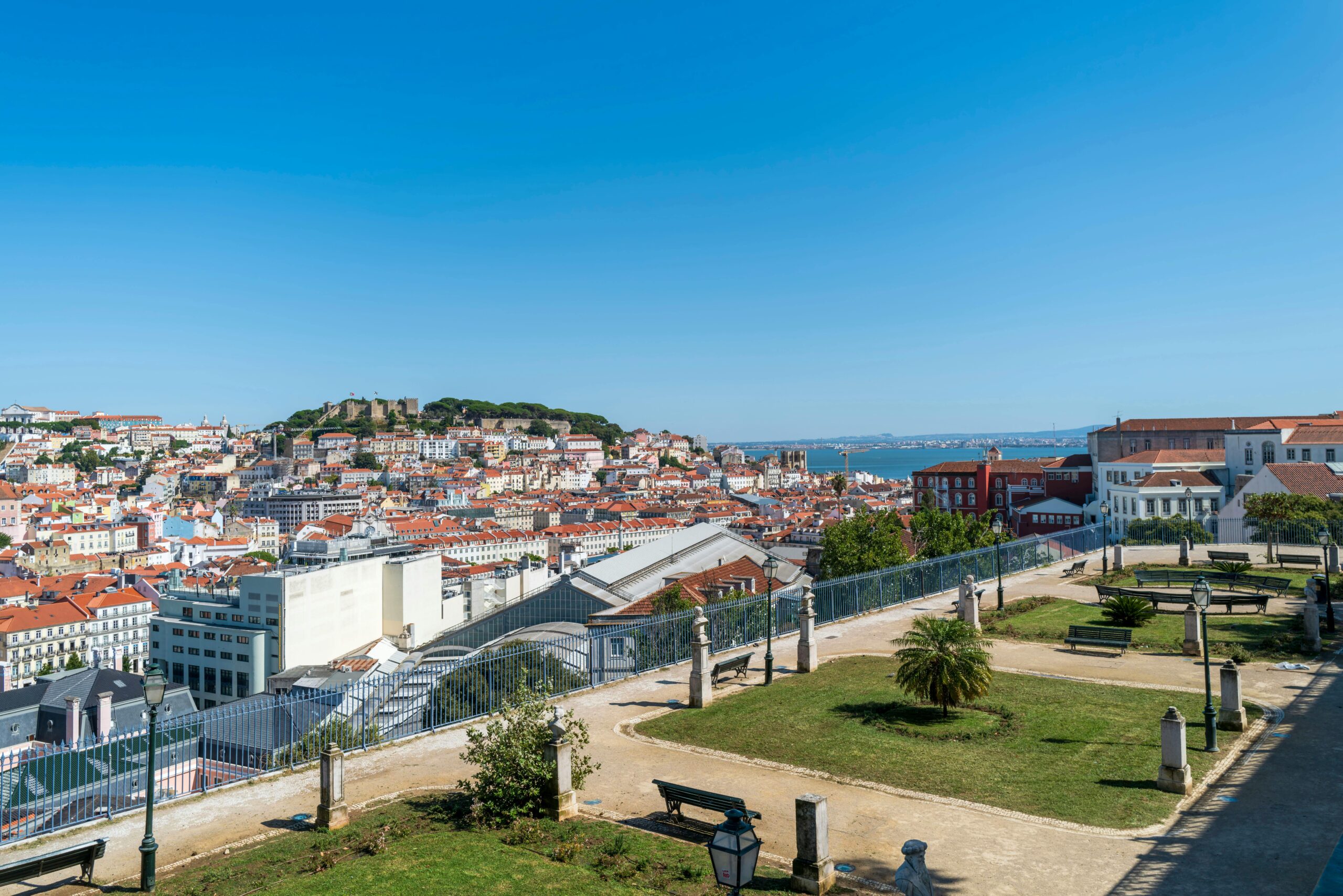 🌿 Exploring Príncipe Real: Lisbon’s Trendy Neighborhood