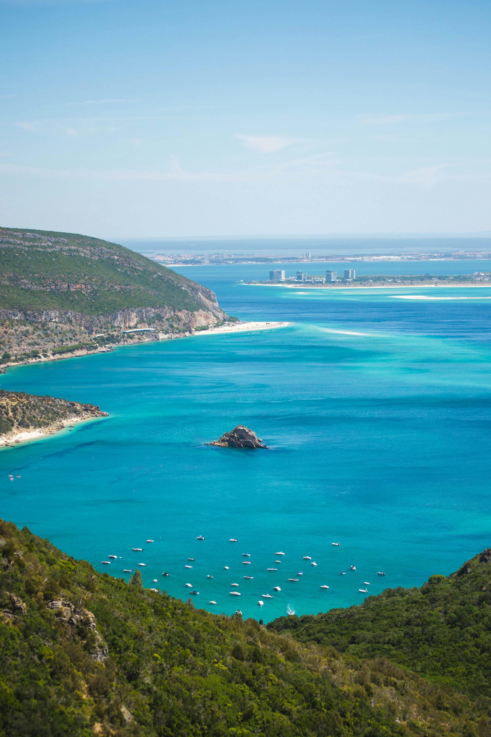 Top 10 Best Day Trips From Lisbon Without A Car (Trains & Buses)