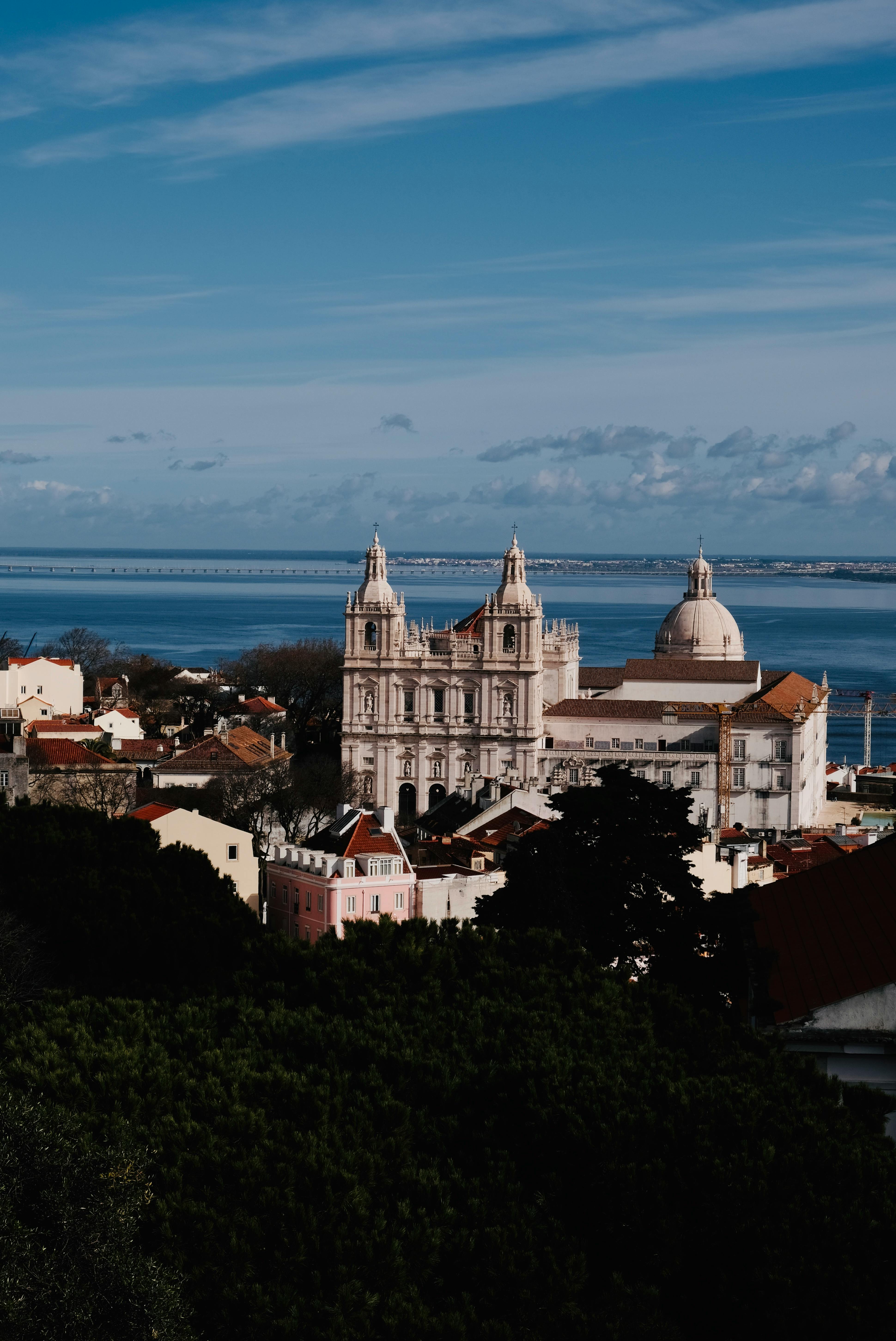 The Jesuits in Lisbon: A Rich History of Faith, Power, and Influence