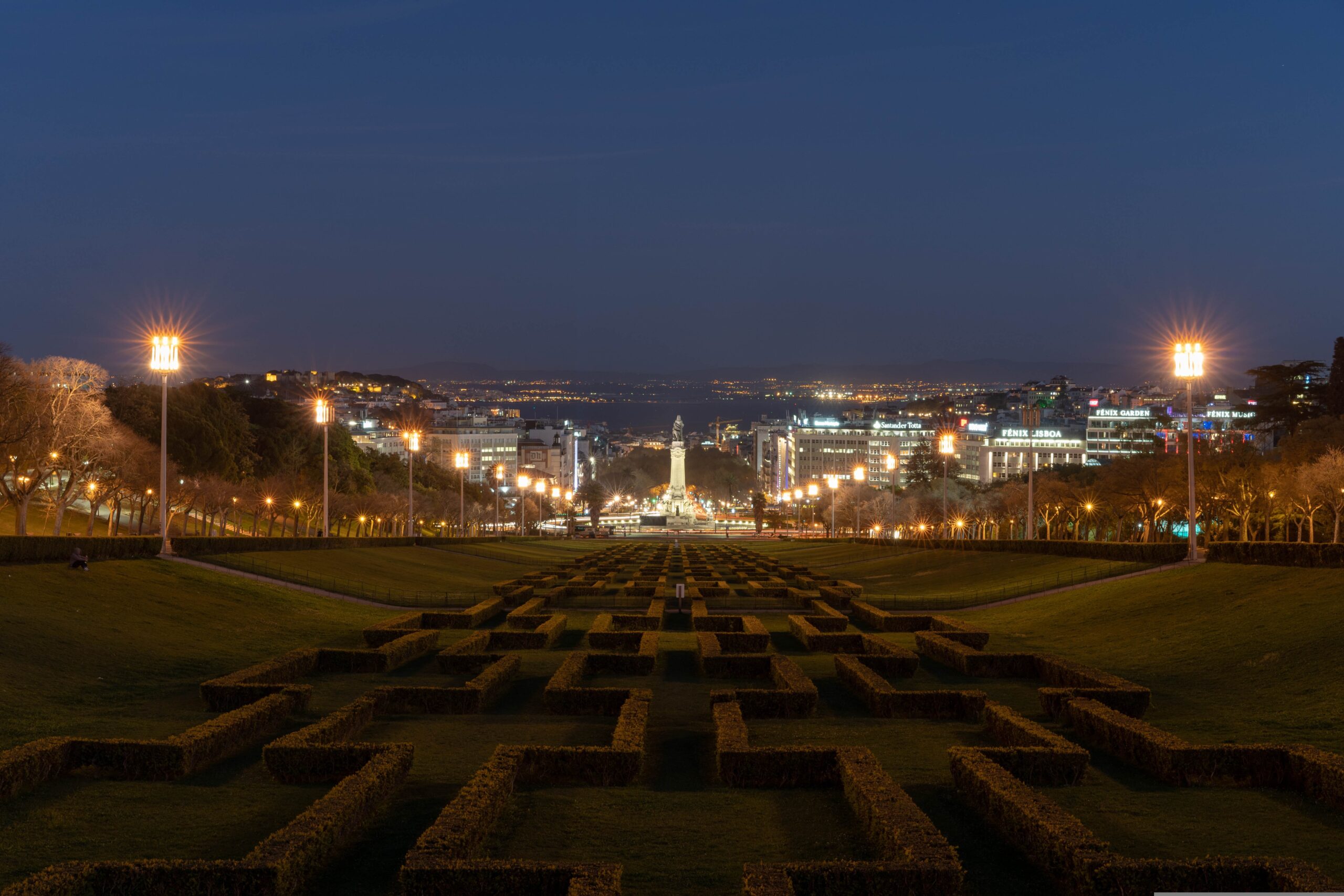 Exploring Lisbon’s Hidden Bars: A Guide to the Best Speakeasies