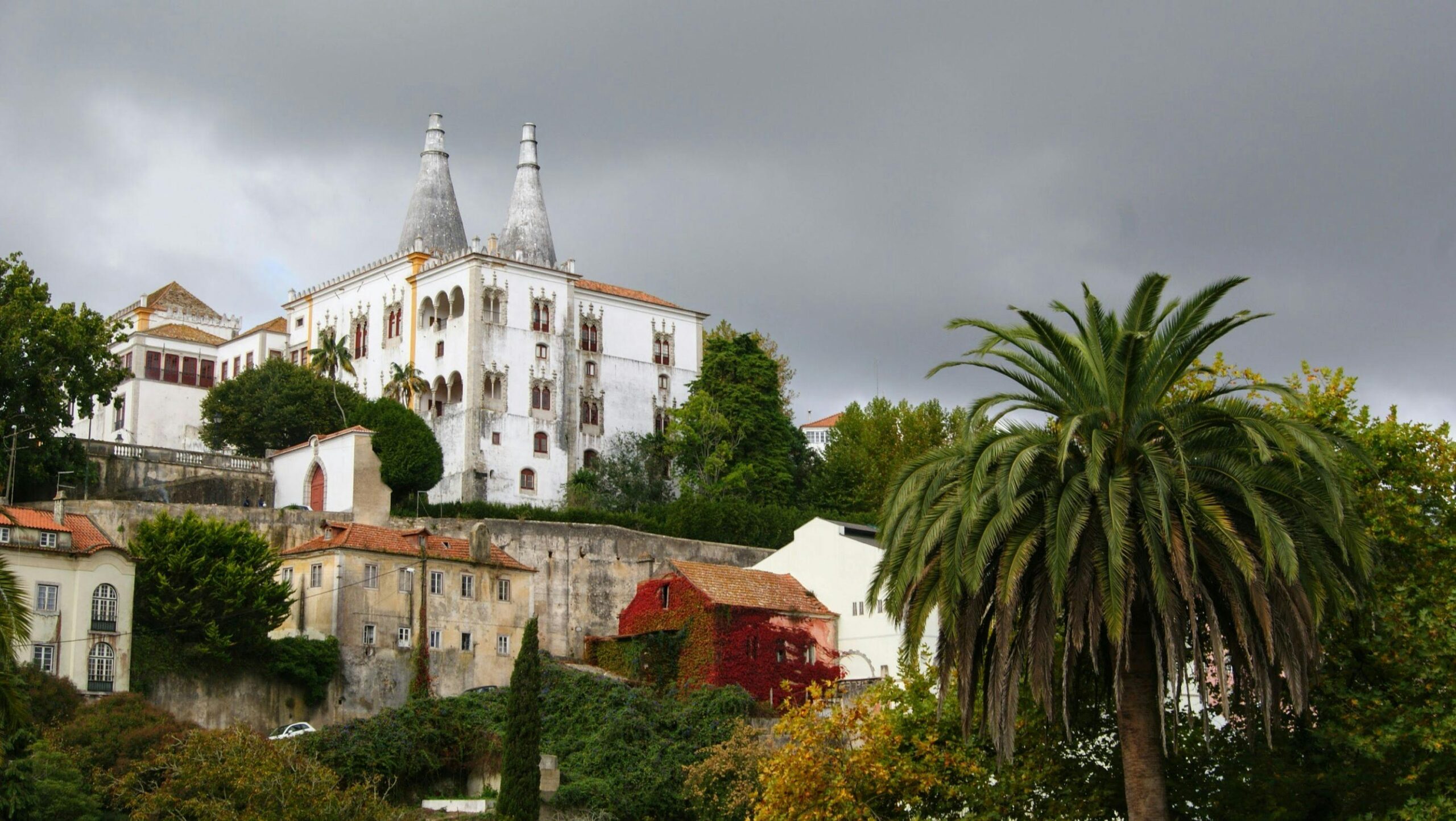 A Perfect Day Trip from Lisbon to Sintra by Train (Ultimate 2026 Guide)