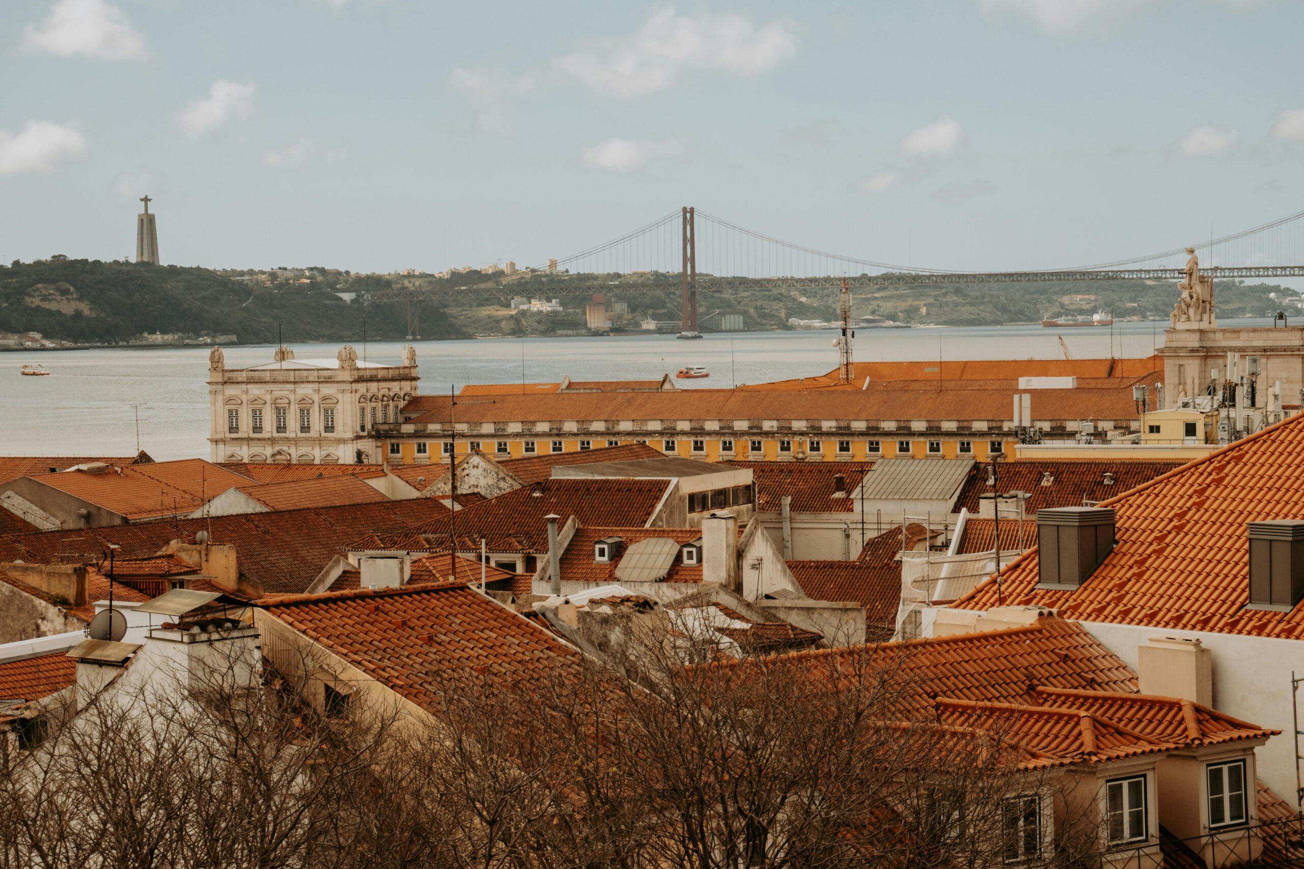 10 Hidden Cafés in Lisbon with Secret Rooftops for Digital Nomads, Why Lisbon is Magical in Autumn — What to See, Do, and Taste