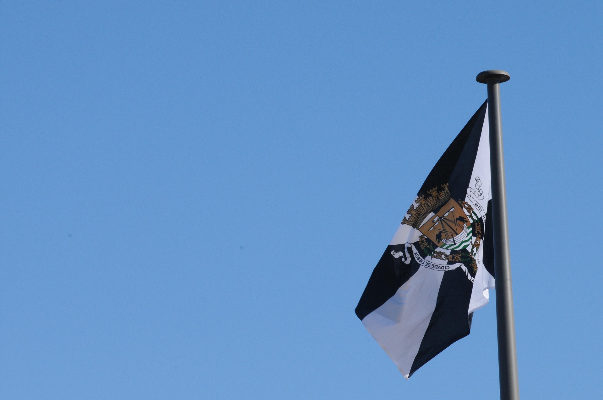 The Complete Guide to the Flag of Lisbon: A Bandeira de Lisboa