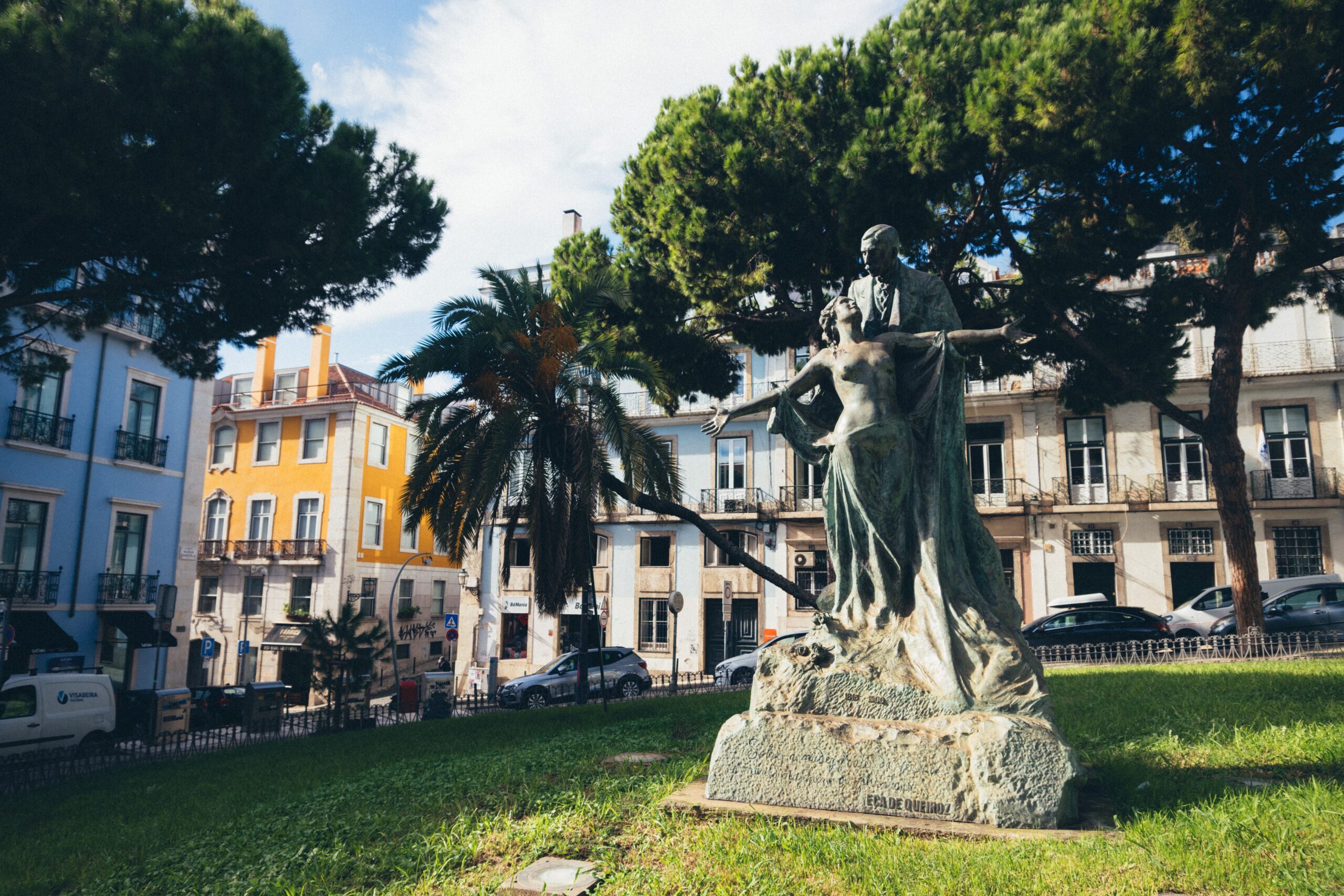 Best Lisbon Walking Tours for Discovering Hidden Gems (2026 Guide)